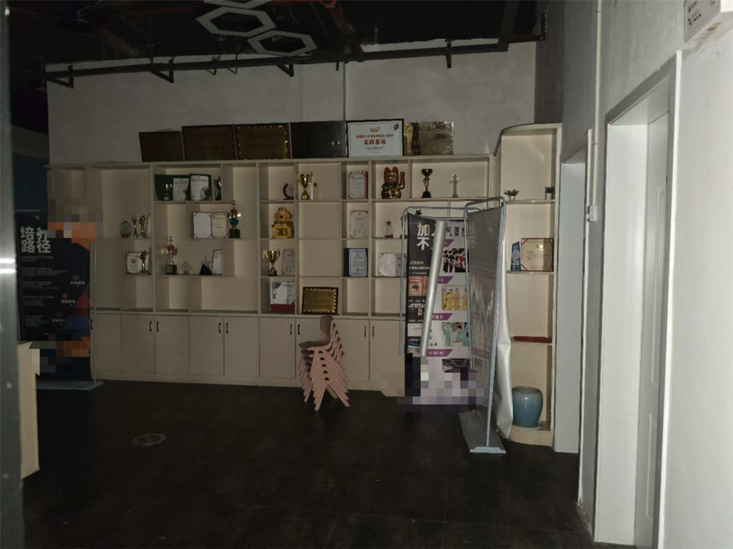 500平方培训场地出租